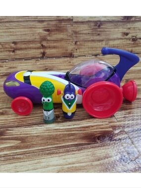 VeggieTales Larry Boy Larry-Mobile Car - Blue Box Big Ideas - Lights & Sounds